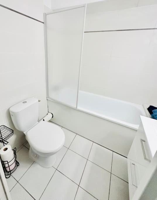 Studio Gare St Roch Avec Box De Garage Apartment Montpellier Exterior photo