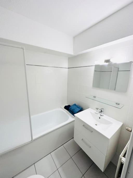 Studio Gare St Roch Avec Box De Garage Apartment Montpellier Exterior photo
